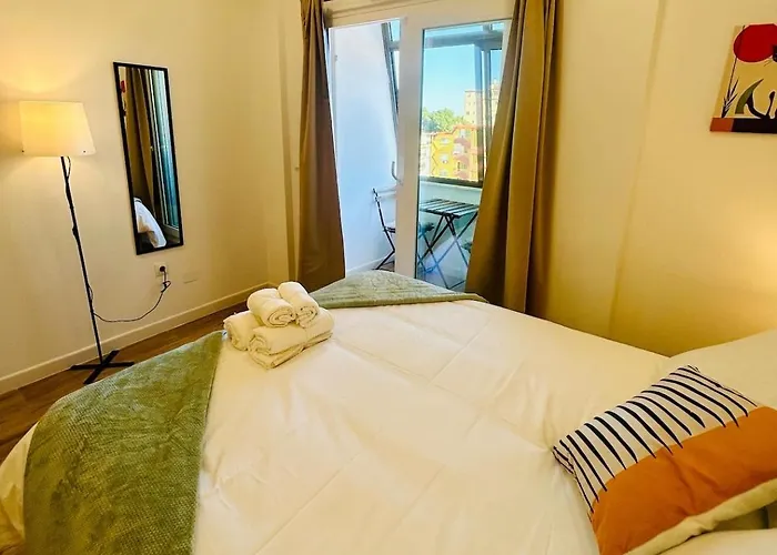 Chic Premiere * 토레몰리노스