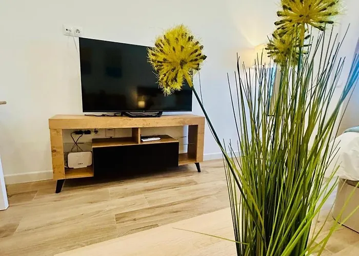 Apartment Chic Premiere