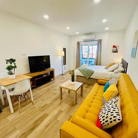 Chic Premiere * Torremolinos