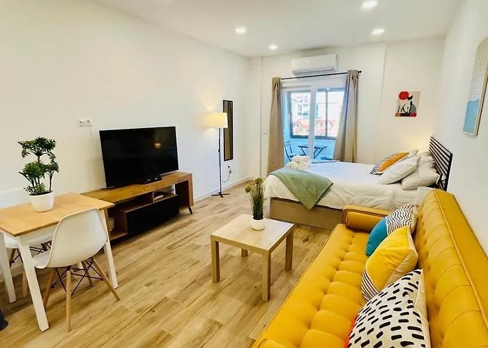 Chic Premiere * Torremolinos